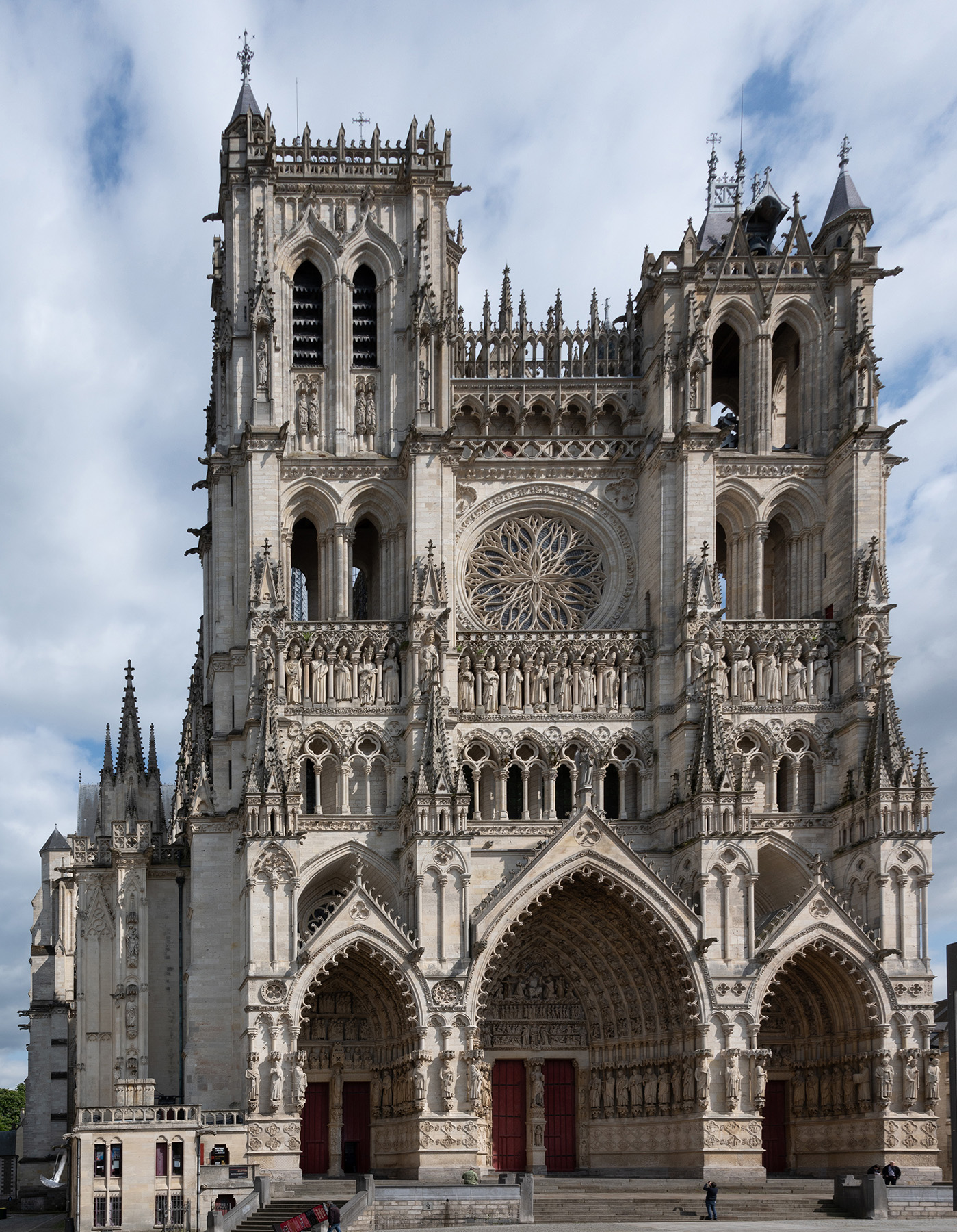west facade of Amiens Cathedral